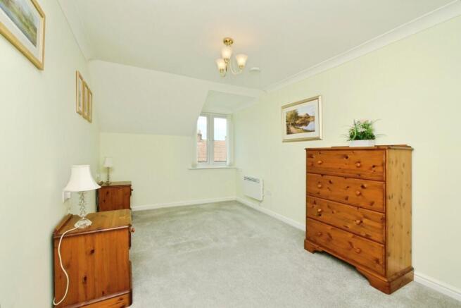 1 bed Retirement Property for sale Image 8