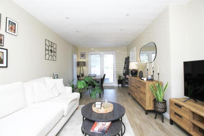 Pendle Road, Denton photo 4