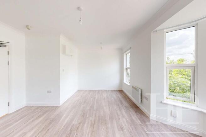 Lounge/bedroom