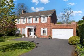 3, Pine Walk, Cobham KT11 2HJ