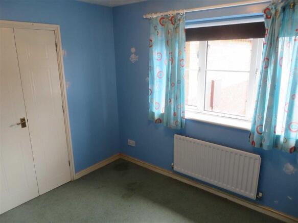 BEDROOM 3 (SIDE)