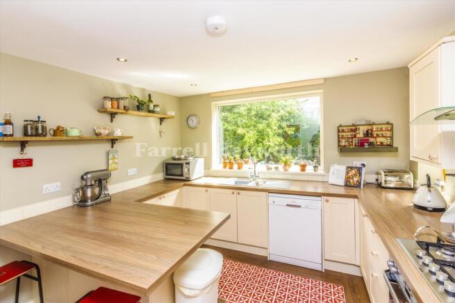 Kitchen image 2