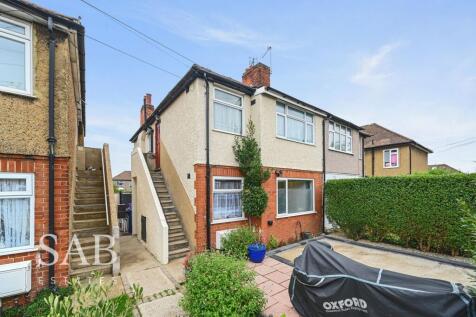 Braund Avenue, Greenford, UB6