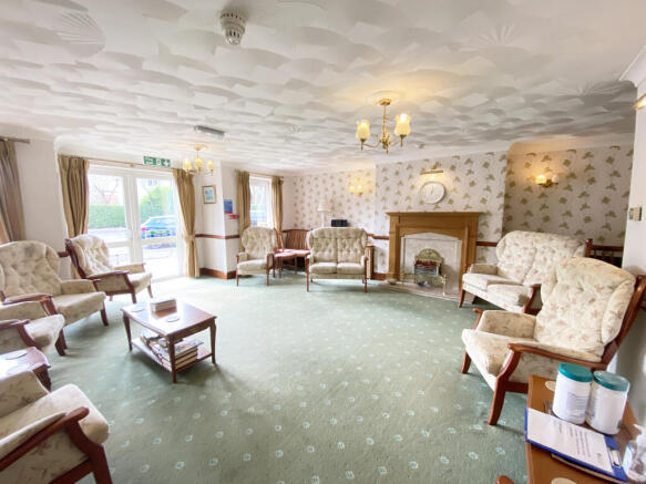 RESIDENTS LOUNGE