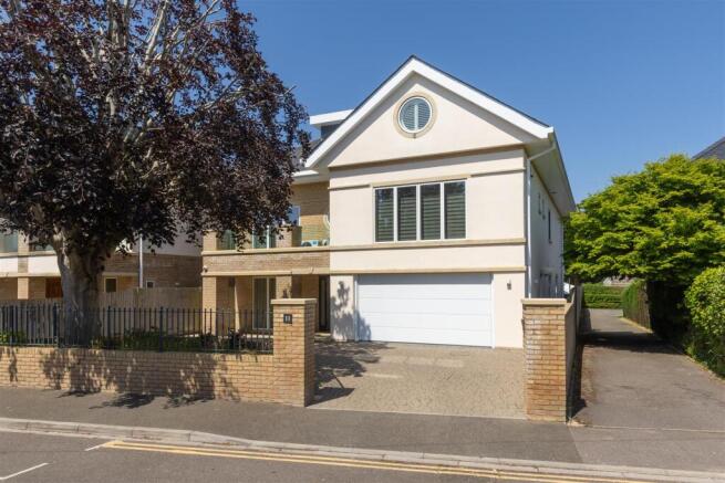St Clair Road, Canford Cliffs photo 4