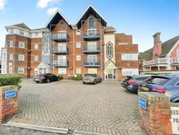 Flat 9, Southcliff Hall, Marine Parade East, Clacton On Sea CO15 6AD