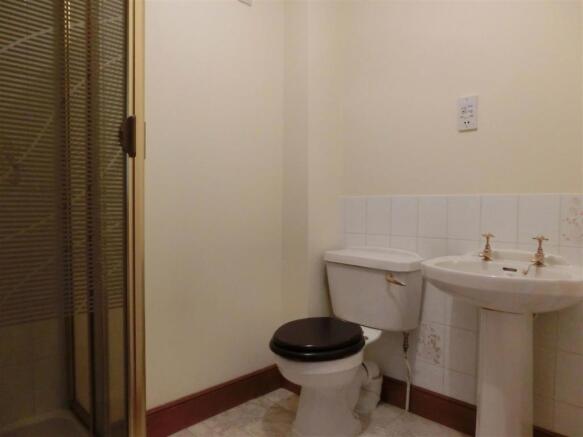 EN SUITE