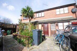 3, Atwell Close, London E10 6AG