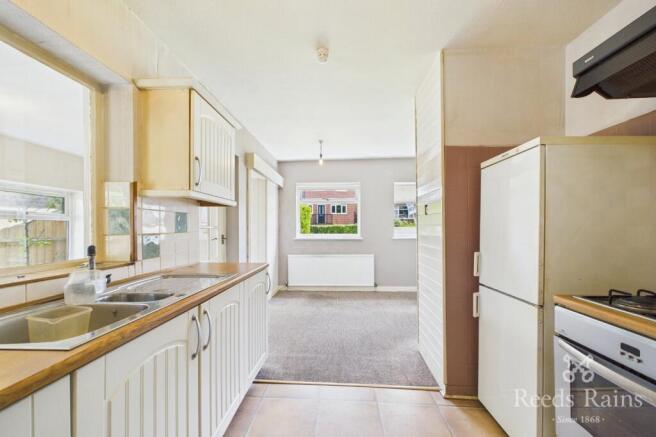 3 bed Bungalow for sale Image 8