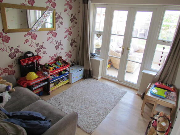 Photo 10