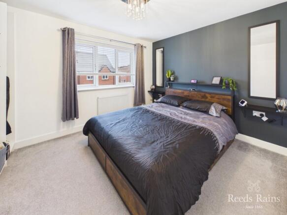 4 bed Detached for sale Image 6