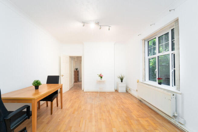 Belsize Grove, NW3 photo 2