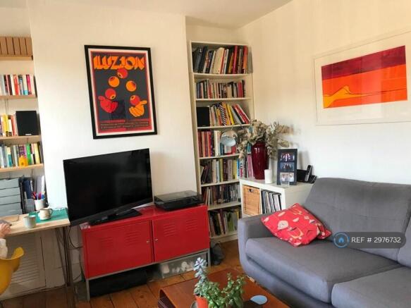 Previous Tenant Lounge Photo