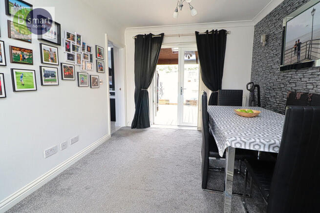 3 bed Semi-Detached for sale Image 6