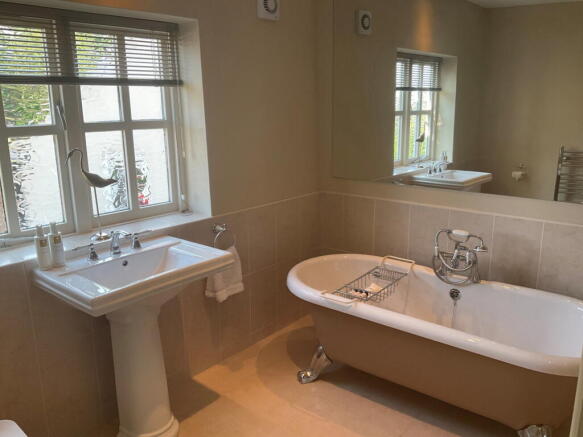 2 bed Cottage to rent Image 6
