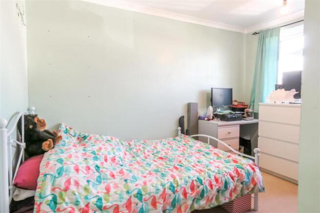 Bed 3.JPG