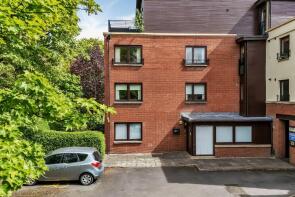 90, Victoria Park Drive South, Glasgow G14 9NX