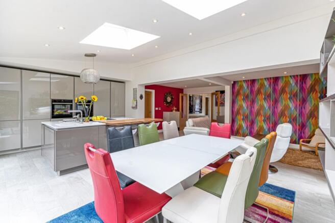 Kitchen/Dining Room