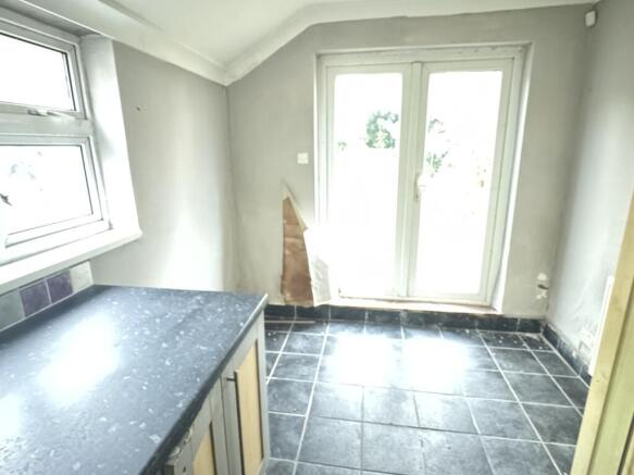 10 T202510282240.jpg