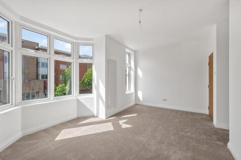 Kingston Road, Wimbledon Chase, London, SW20 8JS