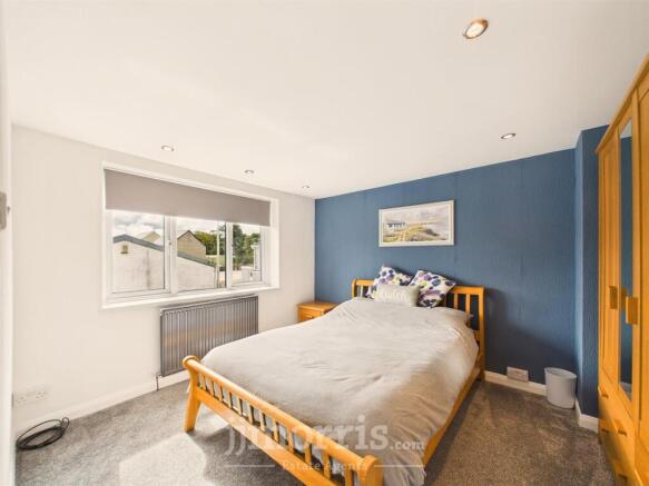 Bedroom 3 (rear)