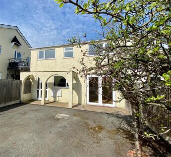 The Hollies Mews, Malvern
