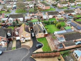 19, Spaxton Close, Burnham-on-sea TA8 2FE