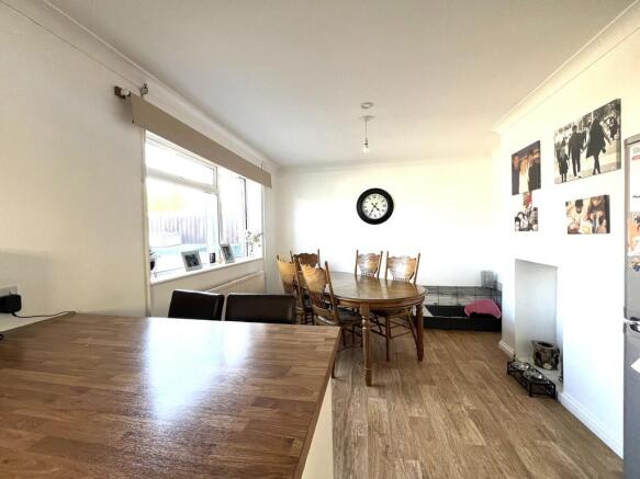 Fairway, Chatteris, Cambs., PE16 6SZ photo 4