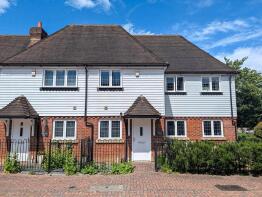 Vinehall, Eton Place, The Moor, Hawkhurst, Cranbrook TN18 4NW