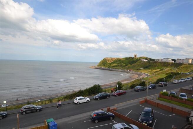 2 bed Apartment to rent Image 4