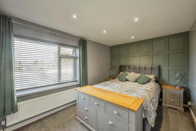 3 bed Semi-Detached for sale Image 4