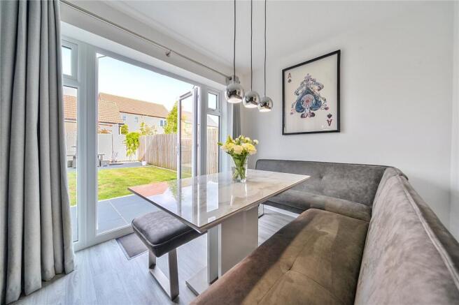 3 bed House for sale Image 9