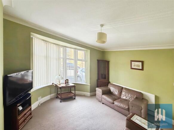 2 bed Semi-Detached to rent Image 11