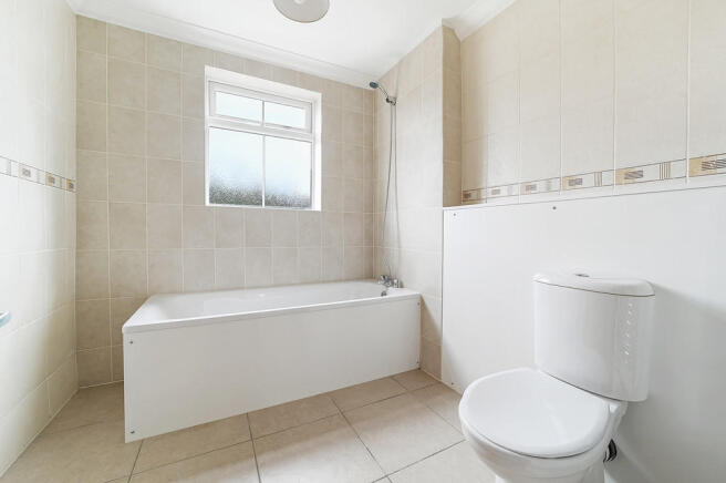 Family Bathroom 