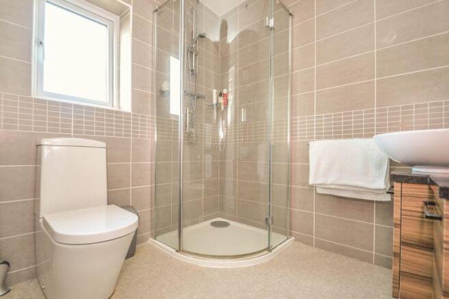 Master Ensuite