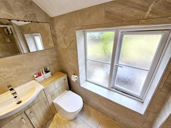 3 bed Detached for sale Image 11
