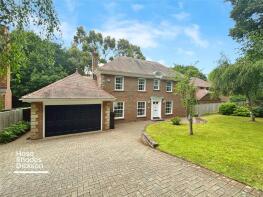 4, Holly Brooke Close, Shanklin PO37 7PD