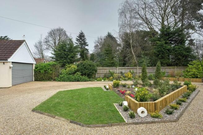 Front garden and ...