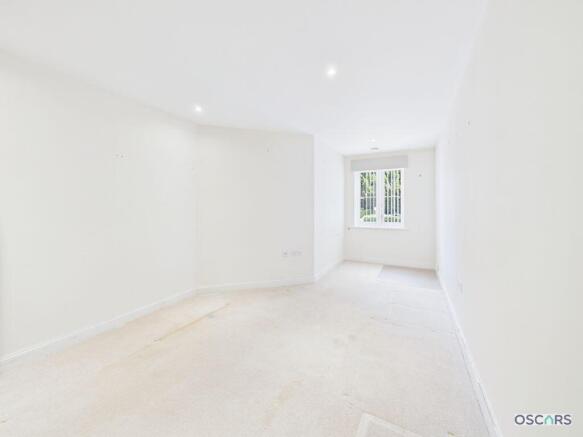 2 bed Flat for sale Image 8