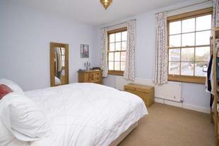 Bed 1st