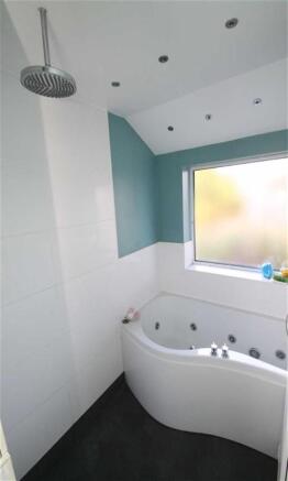 ADDITIONAL BATHROOM