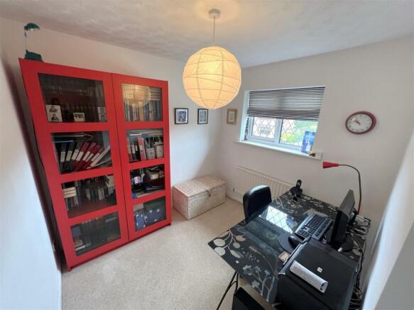 Bedroom 4.JPG