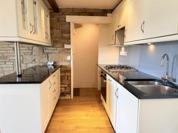 2 bed Cottage for sale Image 5