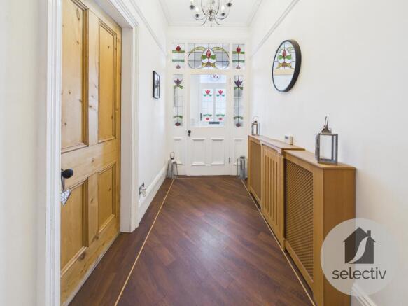 5 bed Terraced for sale Image 11