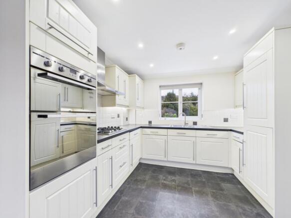 CAM01740G0-PR0513-STILL002