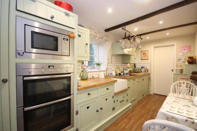 KITCHEN/DINER