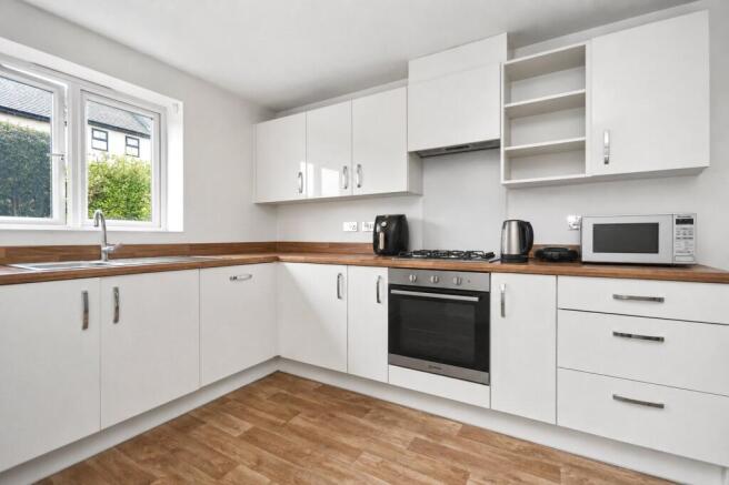 4 bed Detached for sale Image 4