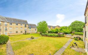 168, Norbury Avenue, Watford WD24 4PE