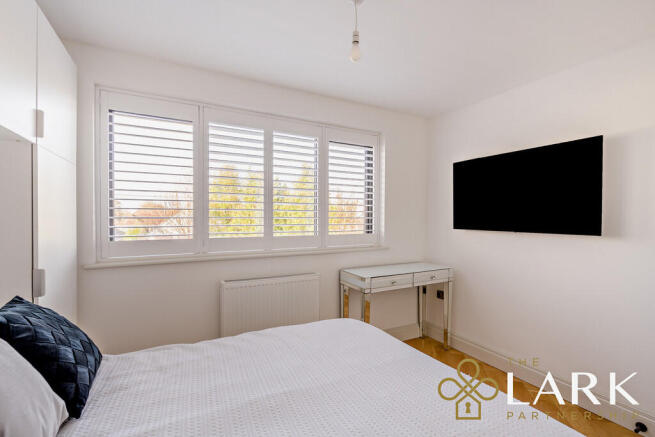 8670872-interiorW...