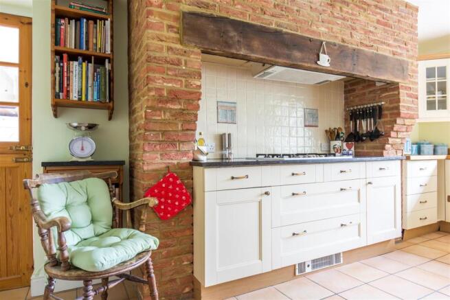 Kitchen 3.jpg